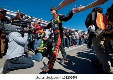 LAS VEGAS - MAR 10: Jeff Gordon At The Nascar Kobalt 400 In Las Vegas, NV On Mar 10, 2013