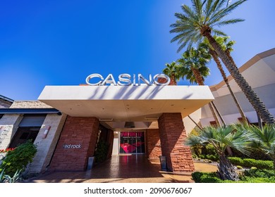 Las Vegas, MAY 5 2021 - Exterior View Of The Red Rock Casino Resort And Spa