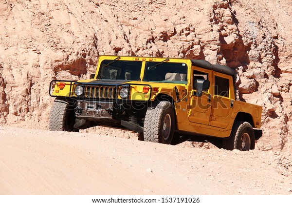 Las Vegas, NEVADA - 05\
November 2014: Hummer H1 offroading in the Nevada desert around las\
Vegas.
