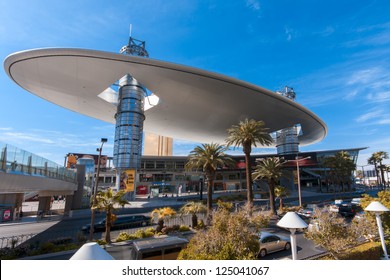 LAS VEGAS, NEVADA - APRIL 11, 2011: Fashion Show Mall Placed At Strip On April 11, 2011 In Las Vegas, Nevada. One Of The Largest Malls In The World With More Than 250 Stores