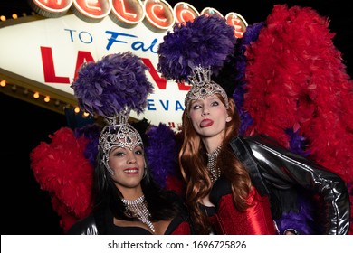 Las Vegas, Nevada - March 27, 2020: Showgirls On the Las Vegas Strip During the Coronavirus Covid-19 quarantine shut down