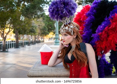 Las Vegas, Nevada - March 27, 2020: Showgirls On the Las Vegas Strip During the Coronavirus Covid-19 quarantine shut down