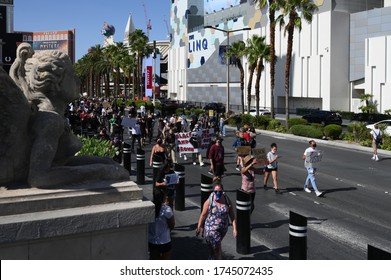 Las Vegas, Nevada / United States - May 29, 2020: A Rally Cry To The Fallen Victim Of George Floyd On Las Vegas Blvd. 