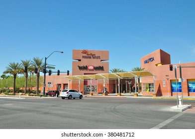 LAS VEGAS, NEVADA, USA - APRIL 16, 2014 : Las Vegas Premium Outlets North Is A 540,000-square-foot Shopping Mall Located Near Downtown Las Vegas Located On 40 Acres.