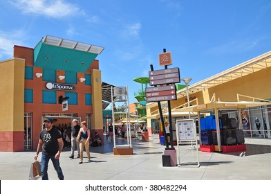 LAS VEGAS, NEVADA, USA - APRIL 16, 2014 : Las Vegas Premium Outlets North Is A 540,000-square-foot Shopping Mall Located Near Downtown Las Vegas Located On 40 Acres.