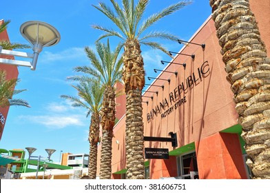 LAS VEGAS, NEVADA, USA - APRIL 16, 2014 : Las Vegas Premium Outlets North Is A 540,000-square-foot Shopping Mall Located Near Downtown Las Vegas Located On 40 Acres.