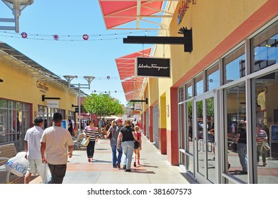 LAS VEGAS, NEVADA, USA - APRIL 16, 2014 : Las Vegas Premium Outlets North Is A 540,000-square-foot Shopping Mall Located Near Downtown Las Vegas Located On 40 Acres.