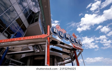 Las Vegas, Nevada, USA - August 8, 2022: Strip Burgers And Chicken Restaurant Signage In Front Of Fashion Show Mall On Las Vegas Boulevard