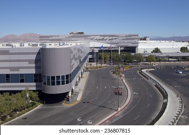 625 Las Vegas Convention Center Images, Stock Photos & Vectors ...