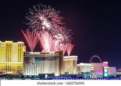 550 Las Vegas Fireworks Images, Stock Photos & Vectors 