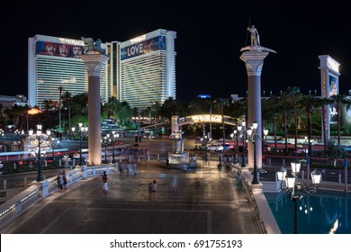 Las Vegas, NV: August 3, 2017: The Mirage Las Vegas On Las Vegas Blvd.  The Mirage Was Created By Developer Steve Wynn In 1989.