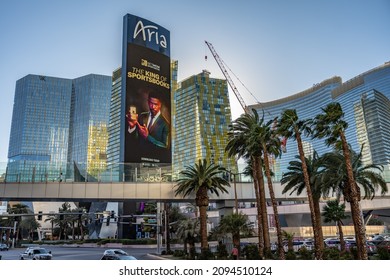 Las Vegas, NV - November 24, 2021: The Area Hotel And Casino In View, With An Ad For A Sportsbook Showing On The Electronic Billboard, Beyond Palm Trees On Las Vegas Boulevard.