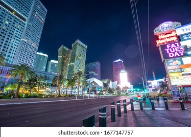 Las Vegas, NV, USA 3/19/2020 — Las Vegas Strip Completely Deserted Amid The Coronavirus (COVID-19) Pandemic. All Casinos And Hotels In The State Have Temporarily Closed As Per The Governor’s Decision.