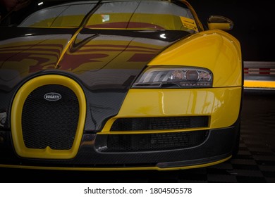 black and gold bugatti veyron