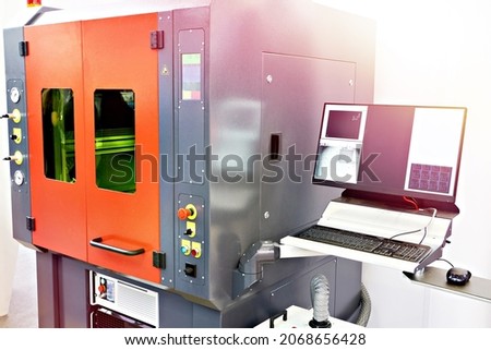 Laser cutting machine for precision with control panel laptop