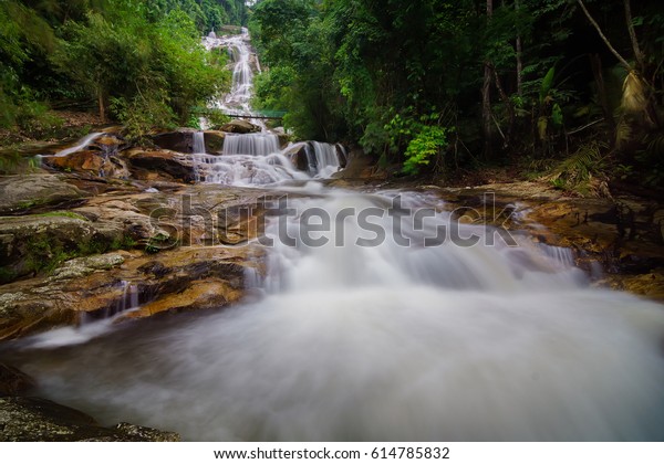 Lata Kinjang Waterfall Located Tapah Perak Stock Photo Edit Now 614785832