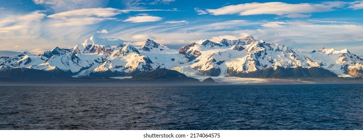 156 Mount Fairweather Images, Stock Photos & Vectors | Shutterstock