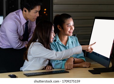 Late Night Environment, Friendly Call centre operator team with headsets discussing about customer case in a call center customer service and technical support. Using for 24 Hr. Call center Concept. - Shutterstock ID 1709275159