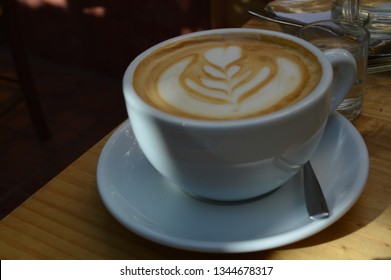 Latte Art in Cup
