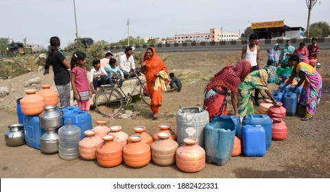 2,575 Water deficiency Images, Stock Photos & Vectors | Shutterstock