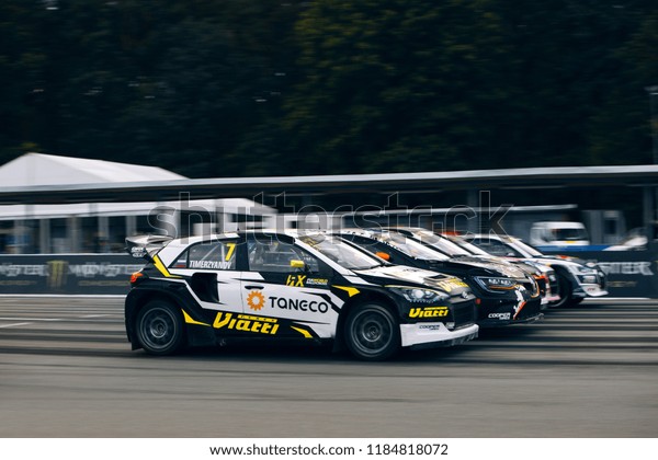 Latvia, Riga, Bikernieki Raceway - SEP
15, 2018: Neste World RX of Latvia mass start of
race