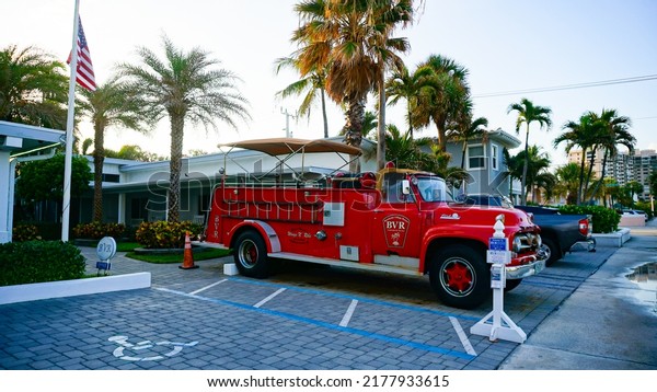 Lauderdale-by-the-Sea, USA - May\
09, 2022: Red Ford Big Job F800 fire truck. Lauderdale by the Sea\
fire\
department.