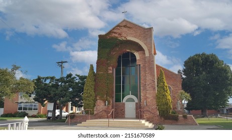 Launceston, Australia - Apr 22: Selective Focus Building View Of St Finn Barr's Catholic School, A Catholic Co-educational School Offering A Catholic Education To Students From Kindergarten To Year 6