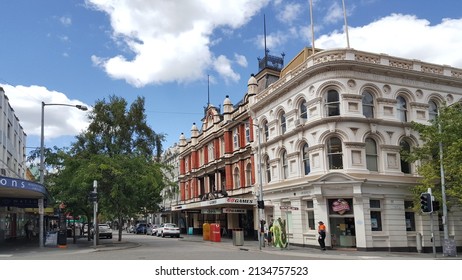 Launceston, Australia - Mar 2022: Selective Focus View Of Brisbane Street Mall At CBD. Launceston's Shopping Destination With A Range Of Exclusive Boutiques, Busy Department Stores, Local Dining.