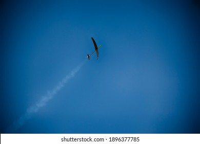 Launch of an aircraft model with a rocket engine