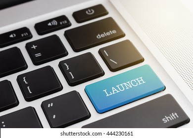 LAUNCH : Green button keyboard computer