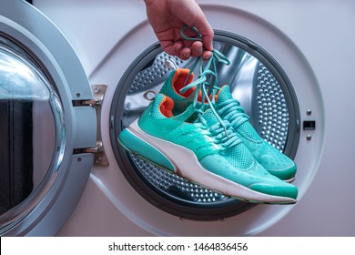 1,357 Sneaker cleaning Images, Stock Photos & Vectors | Shutterstock