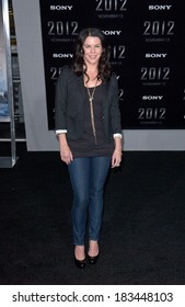 Lauren Graham At 2012 Premiere, Regal Cinemas LA Live, Los Angeles, CA November 3, 2009 