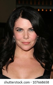 Lauren Graham  At The 