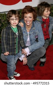 Lauren Holly At The World Premiere Of 'The Shaggy Dog' Held At The El Capitan Theatre In Hollywood, USA On March 7, 2006.