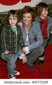 Lauren Holly At The World Premiere Of 'The Shaggy Dog' Held At The El Capitan Theatre In Hollywood, USA On March 7, 2006.