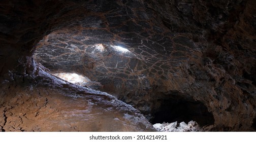 3,111 Lava Tube Images, Stock Photos & Vectors | Shutterstock