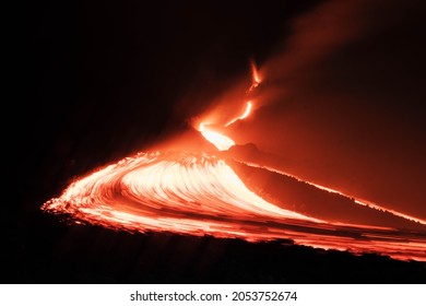 Lava Flows In Volcan Pacaya 