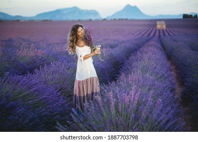 Lavender Provence Blossom Couple Love