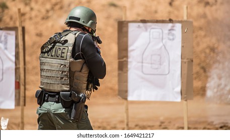 4,174 Law Enforcement Training Images, Stock Photos & Vectors ...