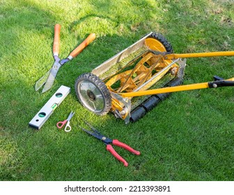 Lawn Mowing Equipments And Work Tools