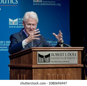 Lawrence, Kansas, USA, November 23, 2015
Former President William Jefferson Clinton Is Awarded The Robert J. Dole Institute Of Politics Leadership Prize. 