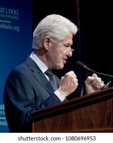 Lawrence, Kansas, USA, November 23, 2015
Former President William Jefferson Clinton Is Awarded The Robert J. Dole Institute Of Politics Leadership Prize. 