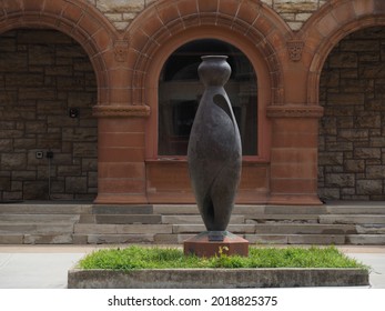 LAWRENCE, UNITED STATES - Jul 11, 2021: A Sculpture At The University Of Kansas Campus In Lawrence, The USA