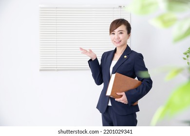 Lawyer Asian Woman (legal Lawyer, Law Firm)