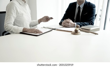 91,593 Lawyers Desk Images, Stock Photos & Vectors | Shutterstock