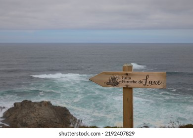 Laxe (Spain), August 20, 2022. Barnacle Route. Barnacle Collection Area On The Rocks Of The Atlantic Coast. The Capture Of That Mollusk Is A Very Dangerous Activity.