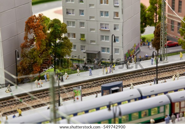Layout scale model railroad.\
Model