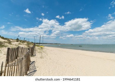 Le Verdon, In Médoc (Gironde, France). Chambrette Beach