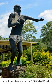 The Leap, Queensland, Australia - December 31, 2017. Statue Of Aboriginal Kowaha Woman Clutching Her Baby In The Leap Locality In Queensland.