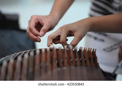 Learn Guzheng Playing